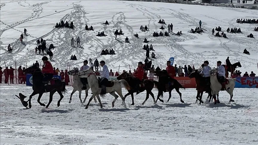 Ata sporu "kökbörü" Türkiye'de yaygınlaşıyor