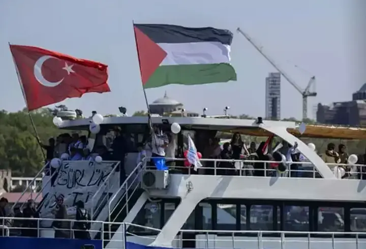 İstanbul Boğazı'nda "Gazze konvoyu"