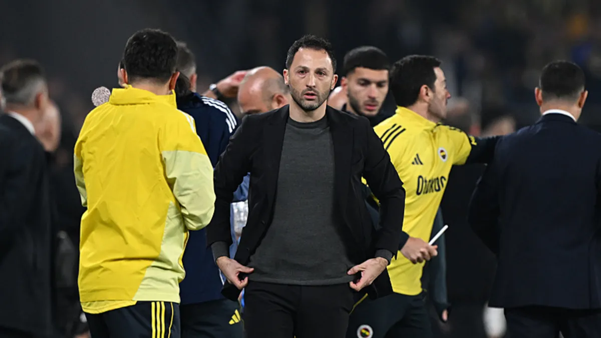 Fenerbahçe'de büyük tehlike! Tedesco derbi öncesi alarm verdi
