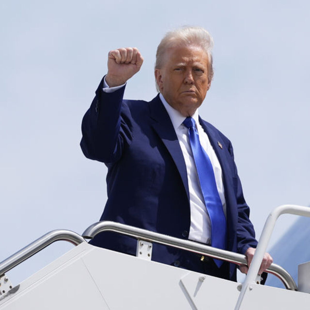 Trump'ın ziyareti öncesi BAE'ye silah satışı teklifi