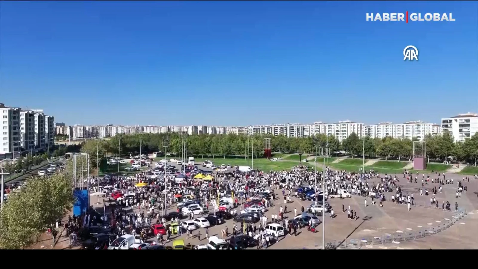 Diyarbakır'da modifiye araç festivali