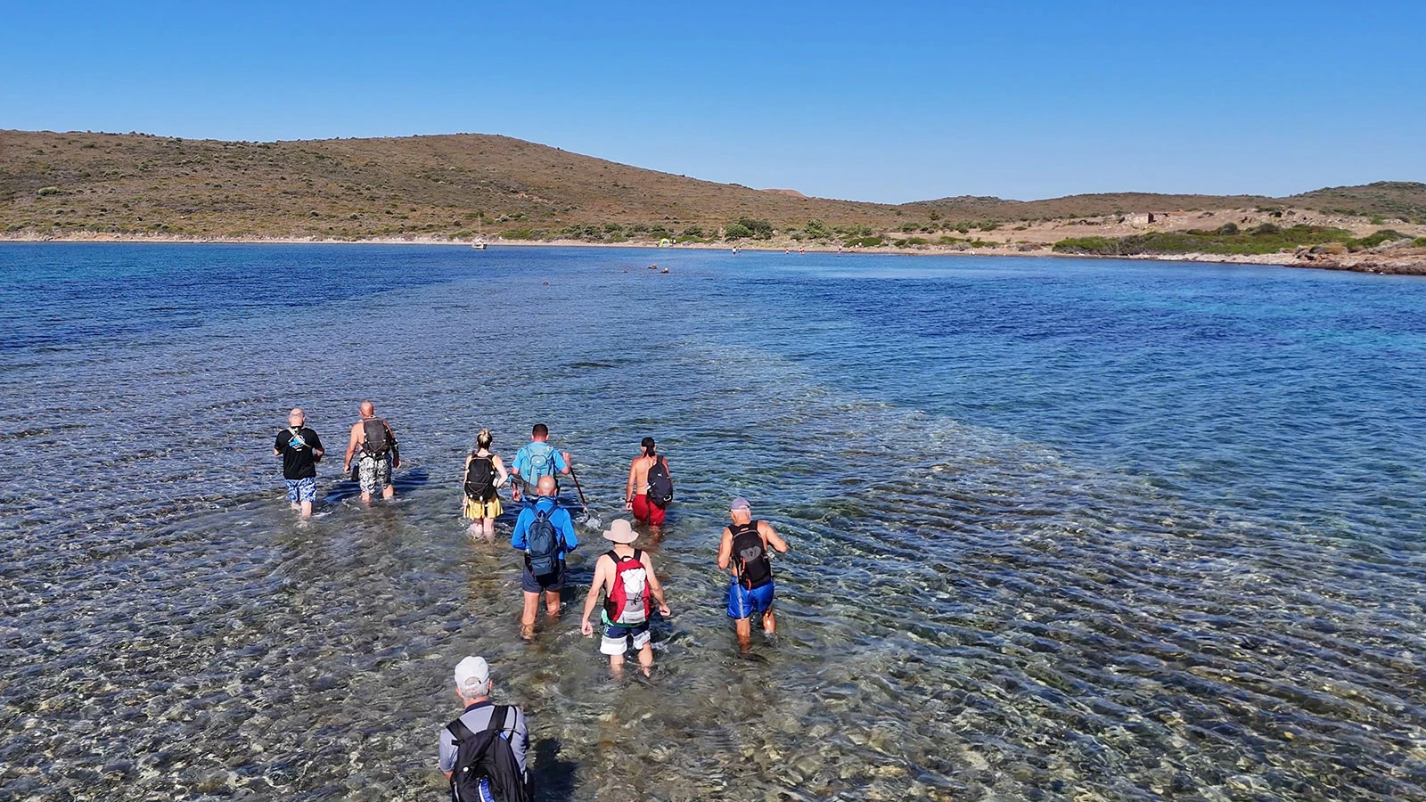 Burası Balıkesir: Bir adadan diğerine yürüyerek geçtiler
