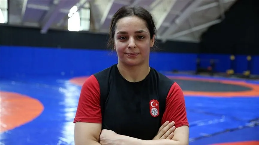 Milli güreşçi Tuba Demir, 23 yaş altında Avrupa 3'üncüsü oldu