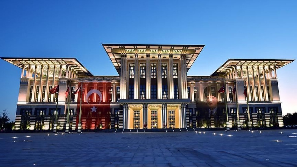 Saray'ın sesi bile İmamoğlu’nun tutulması içine sinmedi
