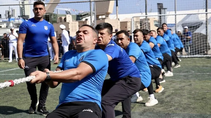 "TEKNOFEST Mavi Vatan"da Halat Çekme Yarışması yapılıyor
