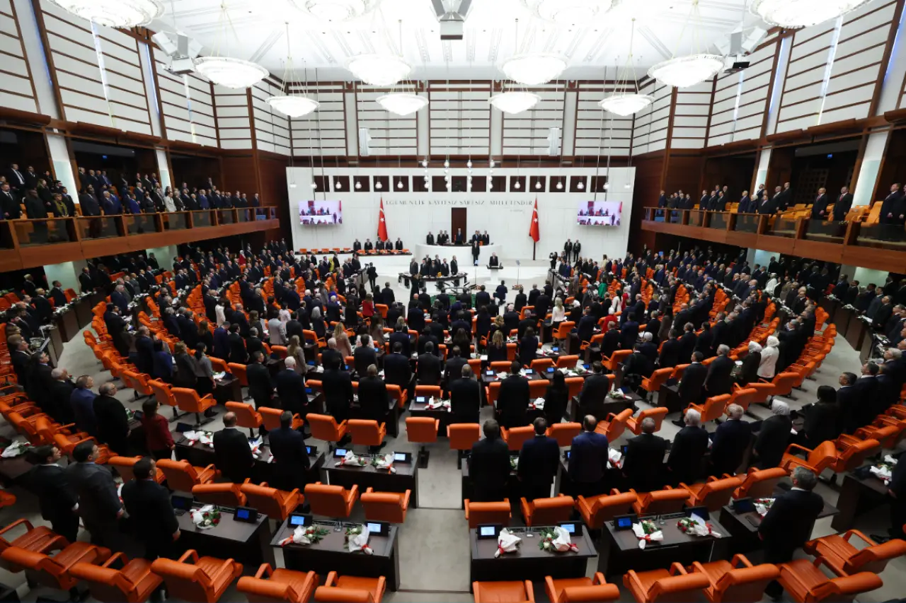 2027 Yılının Bütçesi Faize, Silaha Ve 'Seçim' Yatırımına Ayrıldı