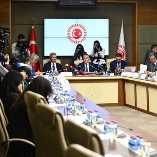 Mekke Anlaşması Komisyonda Kabul Edildi