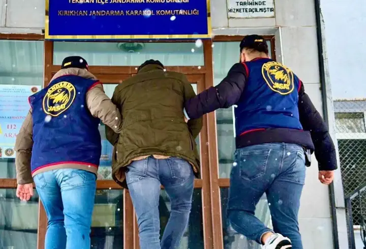 Erzurum'da firari hükümlüyü JASAT timi yakaladı
