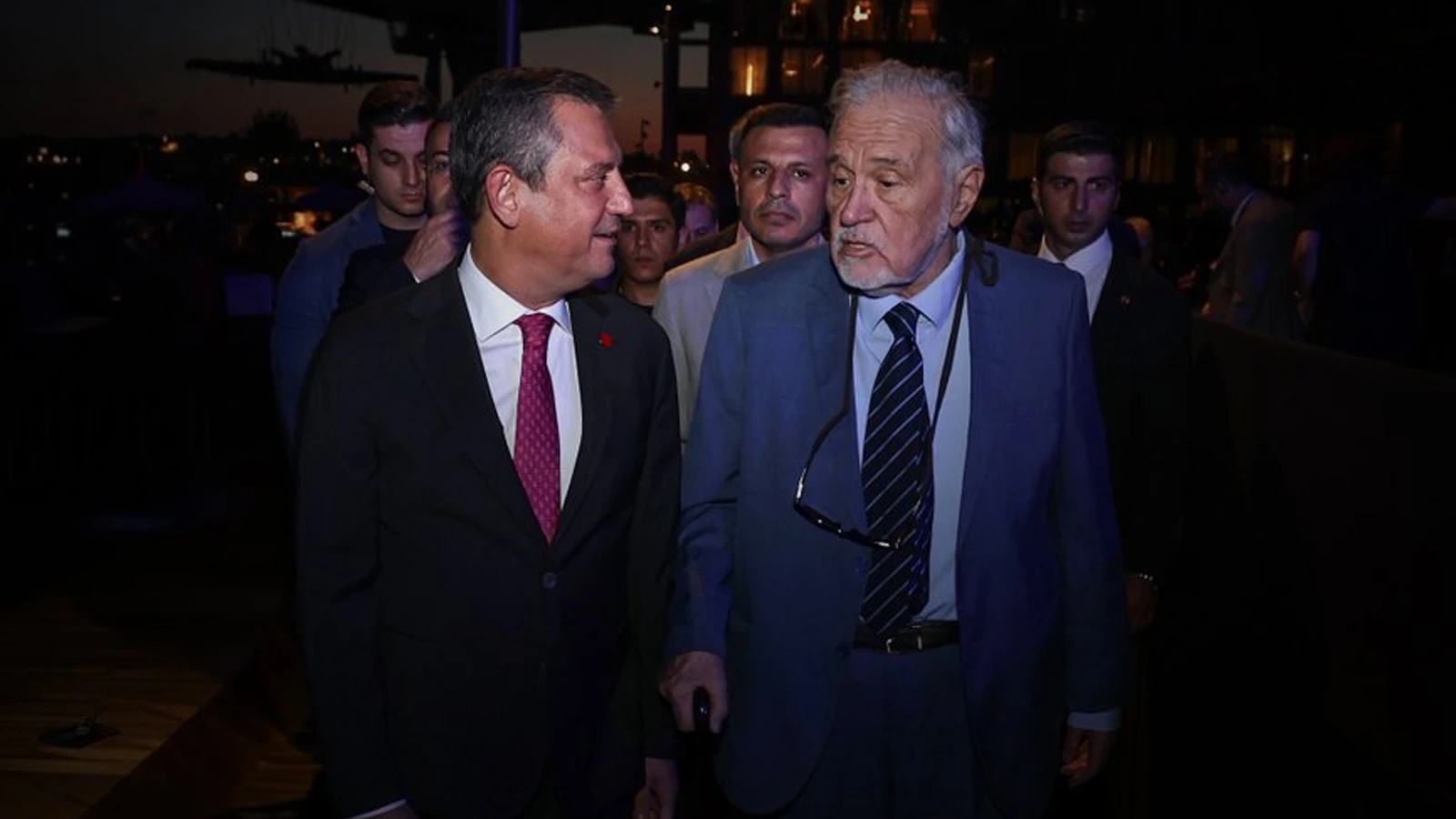 CHP lideri Özgür Özel'den İlber Ortaylı için taziye mesajı