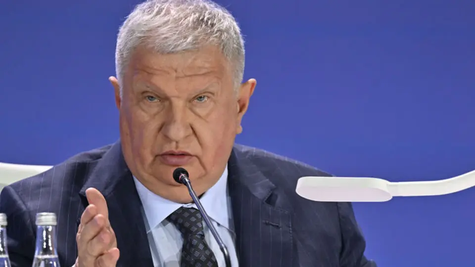 Rosneft CEO’su Seçin: Altın ve kripto paralara yönelim artıyor