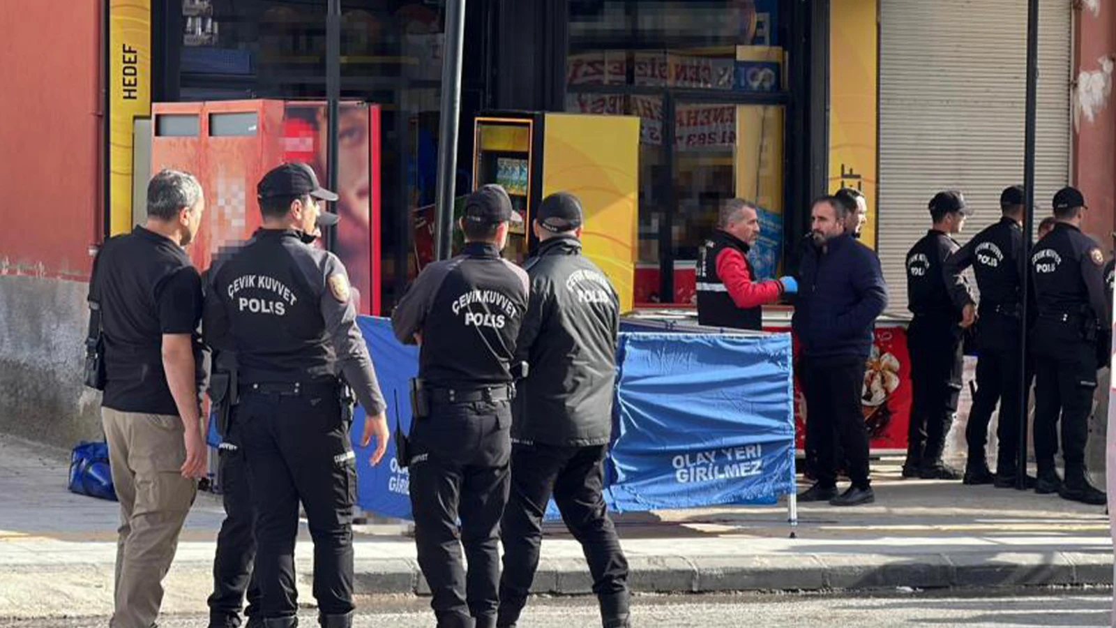 Akılalmaz dehşet! 3 kişiyi gözünü kırpmadan öldürdü