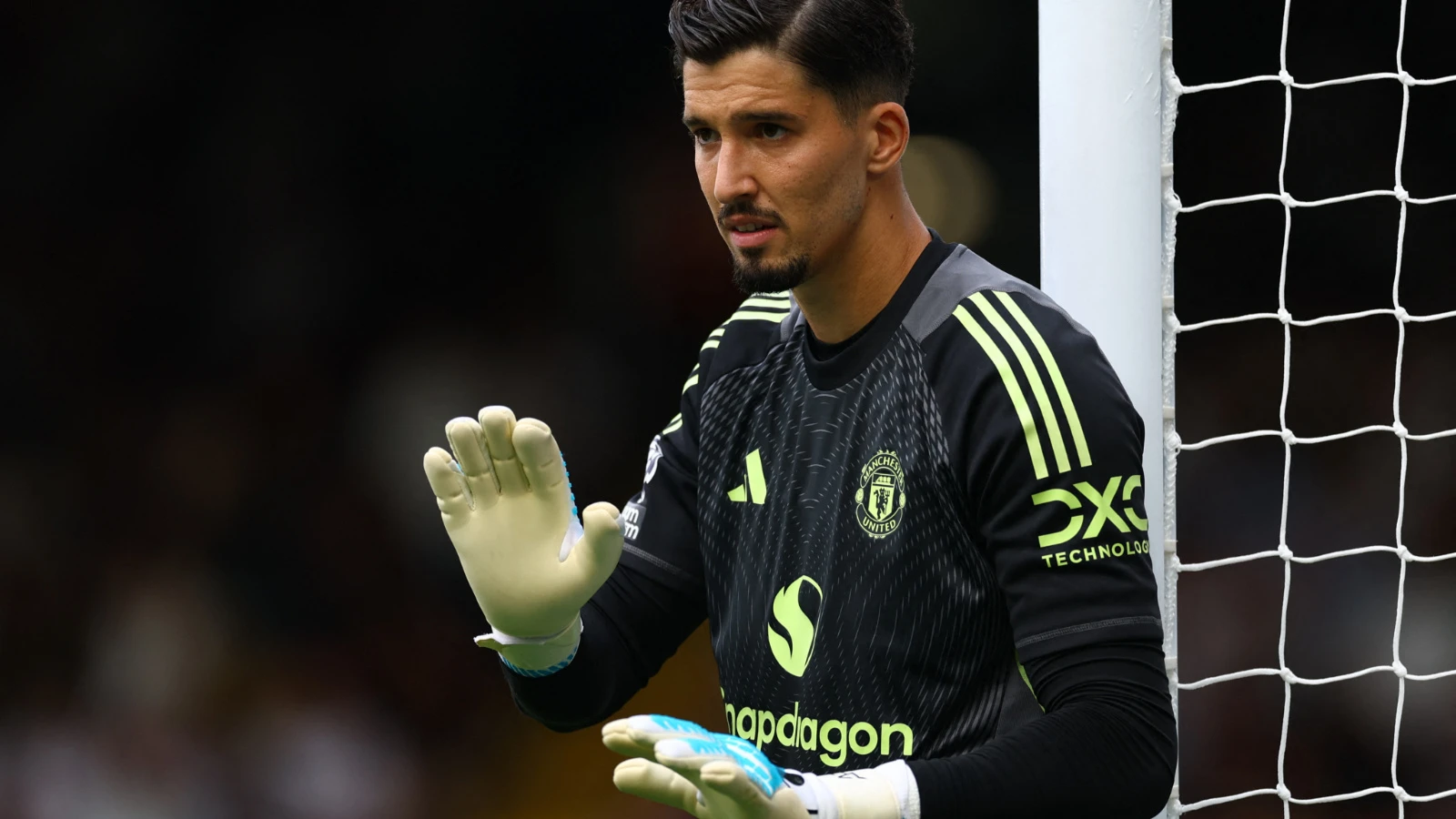 Manchester City Manchester United maçı, Altay Bayındır ilk 11'de