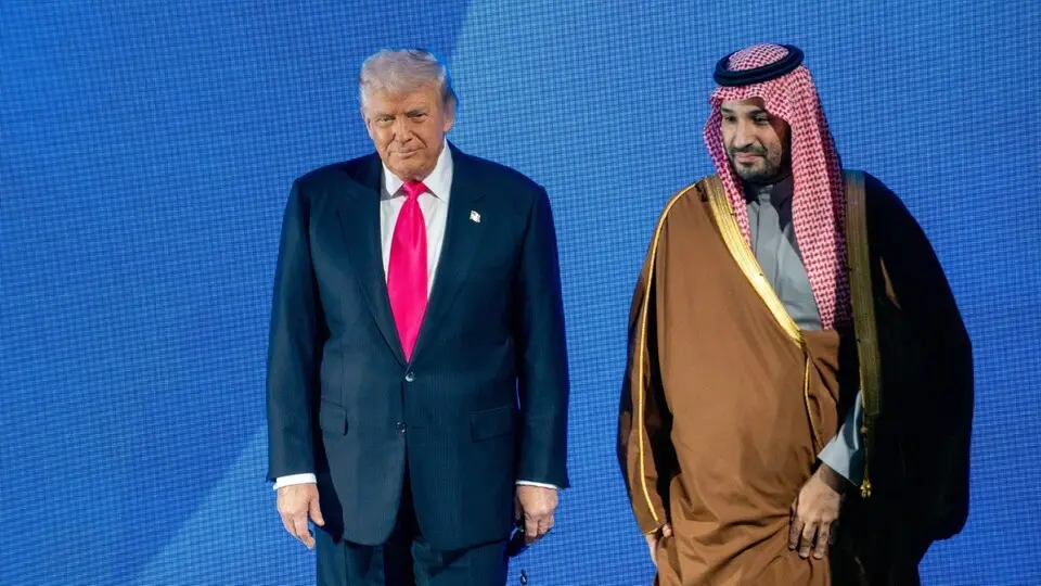 ABD ile Suudi Arabistan arasında 270 milyar dolarlık anlaşma imzalandı