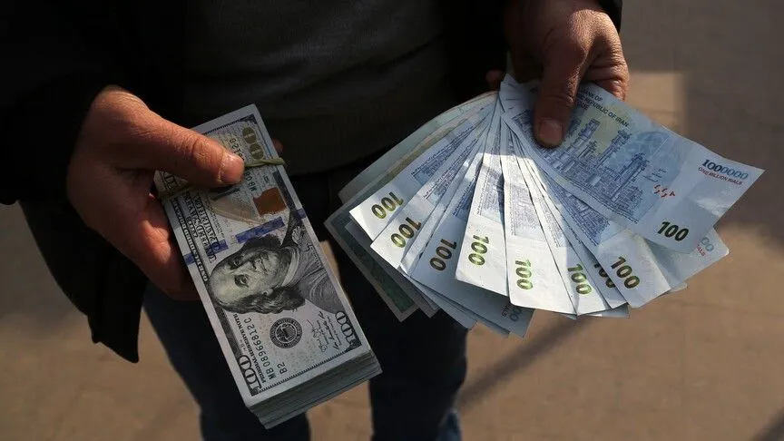 İran Merkez Bankası Başkanı, temel ürünler ve ilaç için döviz tedarikinde sorun yaşamadıklarını söyledi