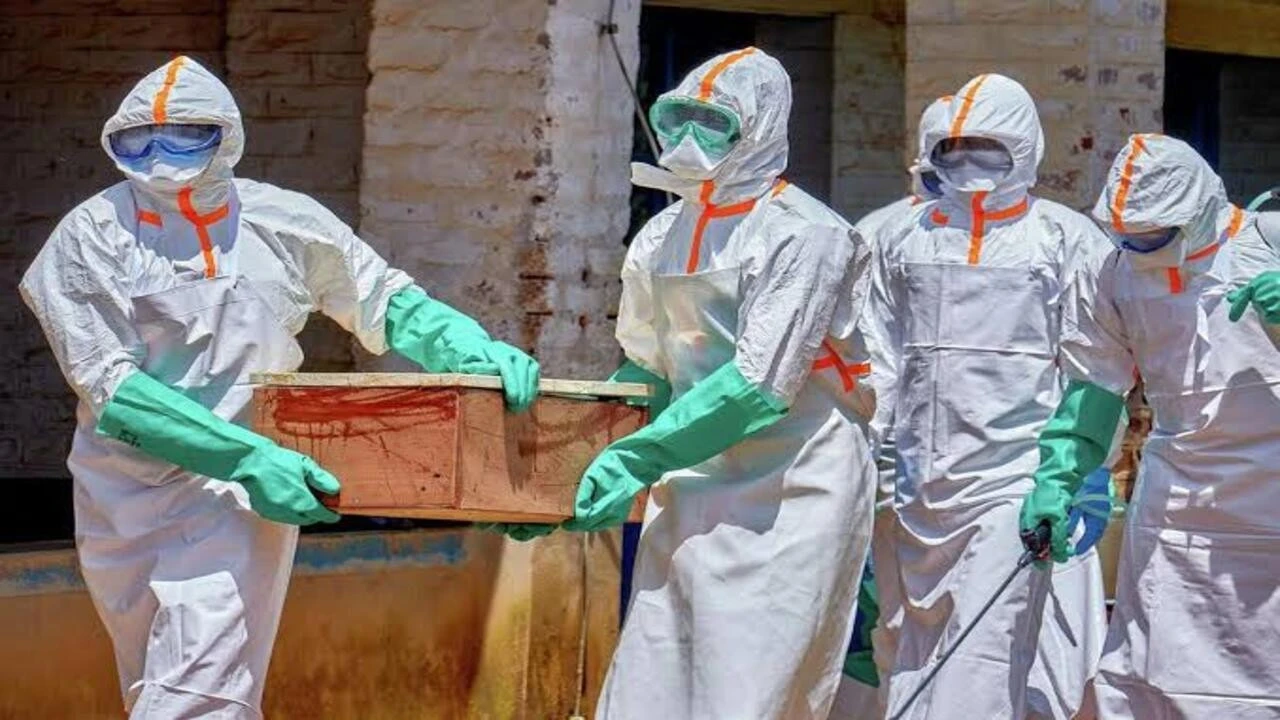 Ebola Salgını Sınırları Aştı, Afrika’da Alarm Büyüyor