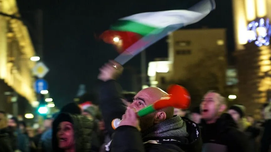 Bulgaristan'da seçim ihlalleri nedeniyle 360 kişi gözaltına alındı