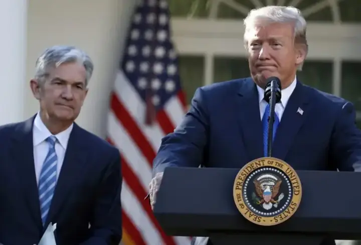 SON DAKİKA | Trump Fed Başkanı Powell'ı hedef aldı: 'Faizi düşür, siyaset yapmayı bırak'