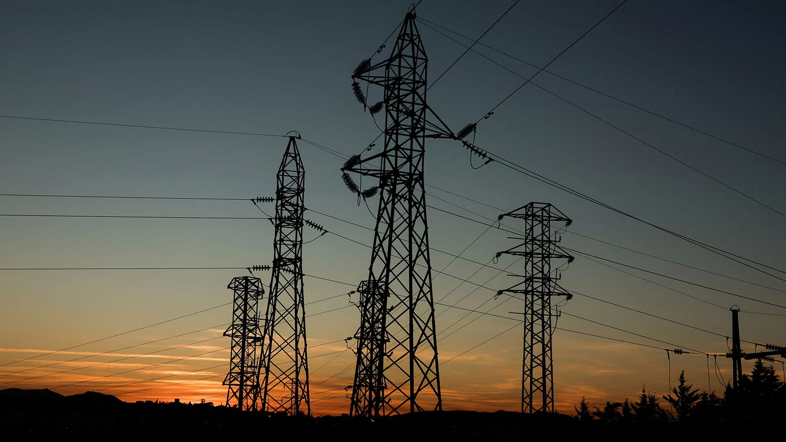 İspanya'daki elektrik kesintileri nedeniyle 7 kişi hayatını kaybetti