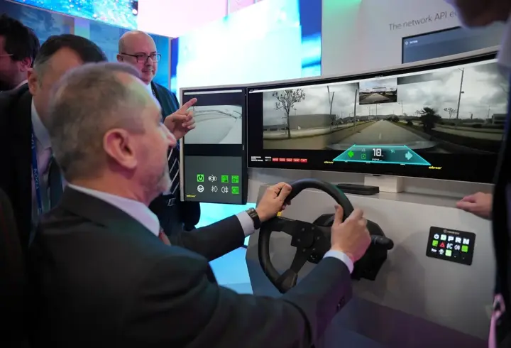 5G destekli akıllı fabrika uygulamaları için iş birliği
