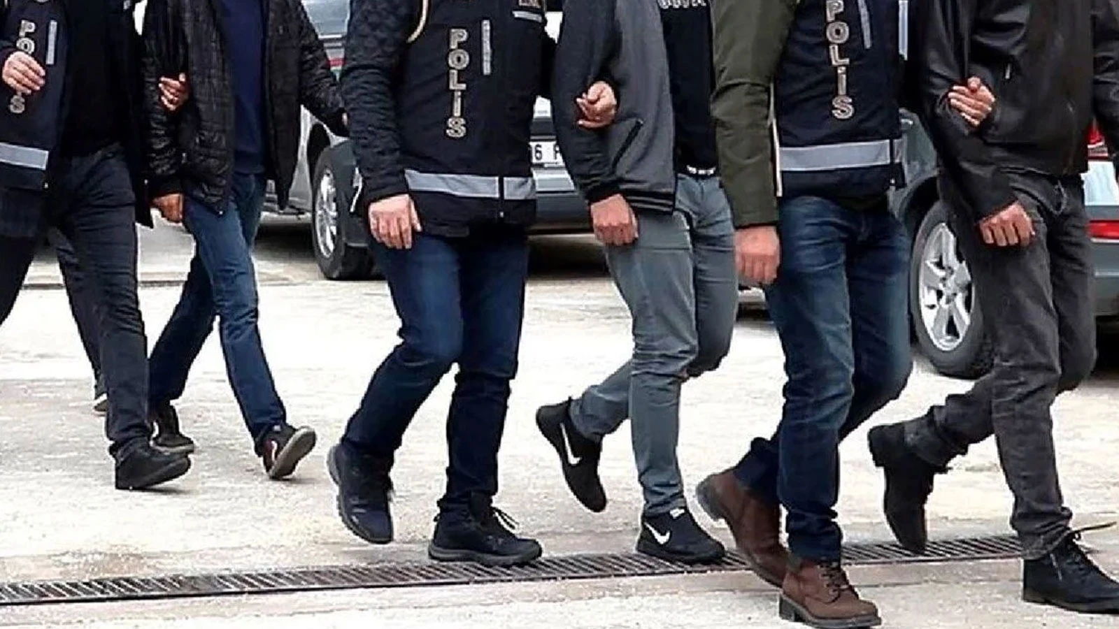 Miras için babasına bombalı tuzak kurdu! Savunması pes dedirtti