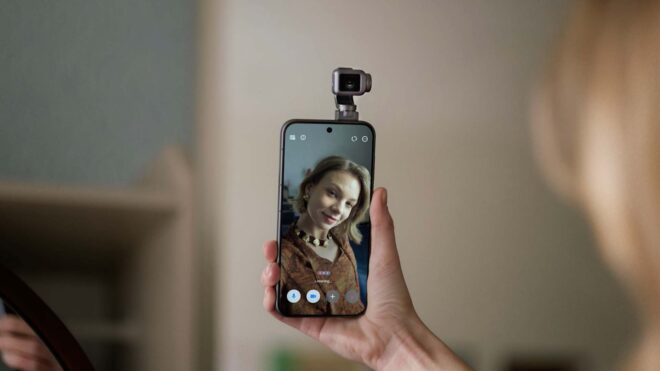 Honor, MWC 2026’da Robot Phone konseptini ve insansı robotunu sergiledi
