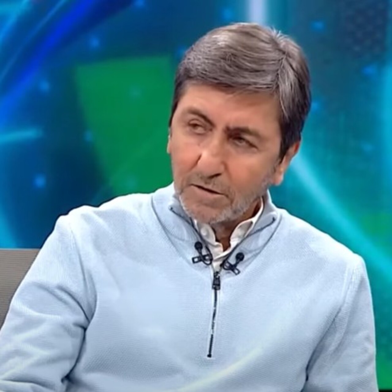 "Galatasaray çift santrforla Şampiyonlar Ligi'nde baş edemez!"