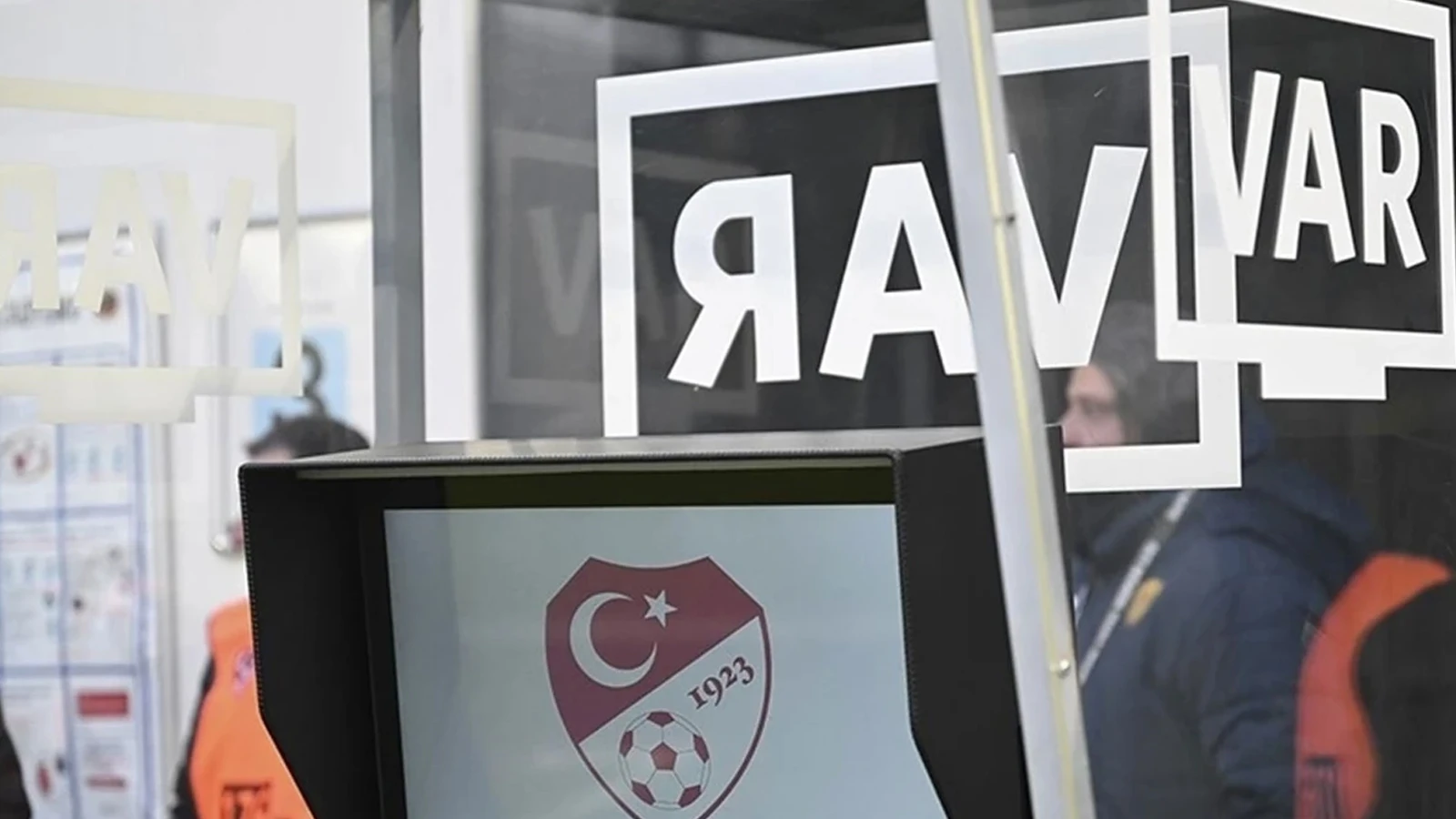 Gençlerbirliği - Şanlıurfaspor maçının VAR hakemi belli oldu