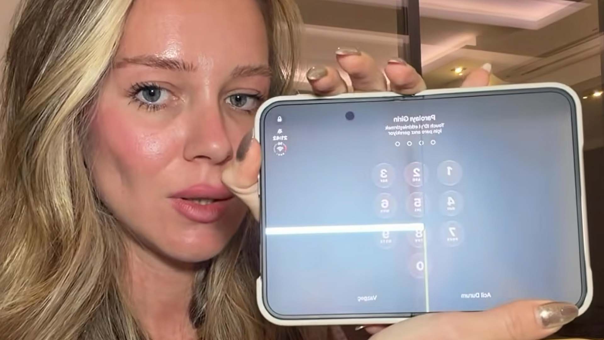 iPhone Duo’nun Menteşe Kaynaklı Ekran Kırığı Türkiye’de Satılan Bir Cihazda Da Görüldü [Video]