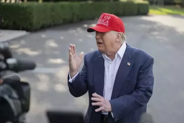 Trump'tan Kanada'ya şok: Yüzde 35 vergi kararı aldı