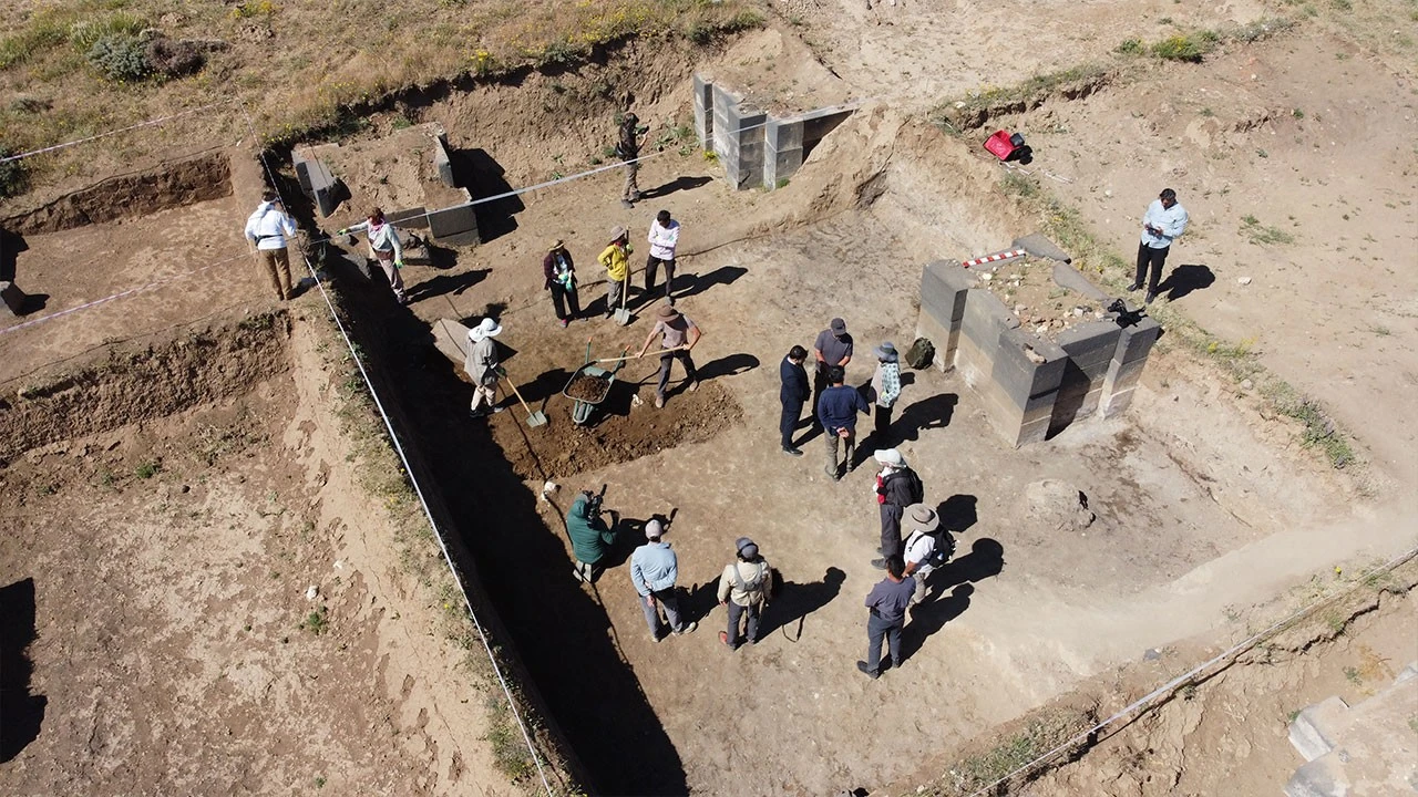 Bitlis'te 2.700 yıllık Urartu mirası gün yüzüne çıkıyor