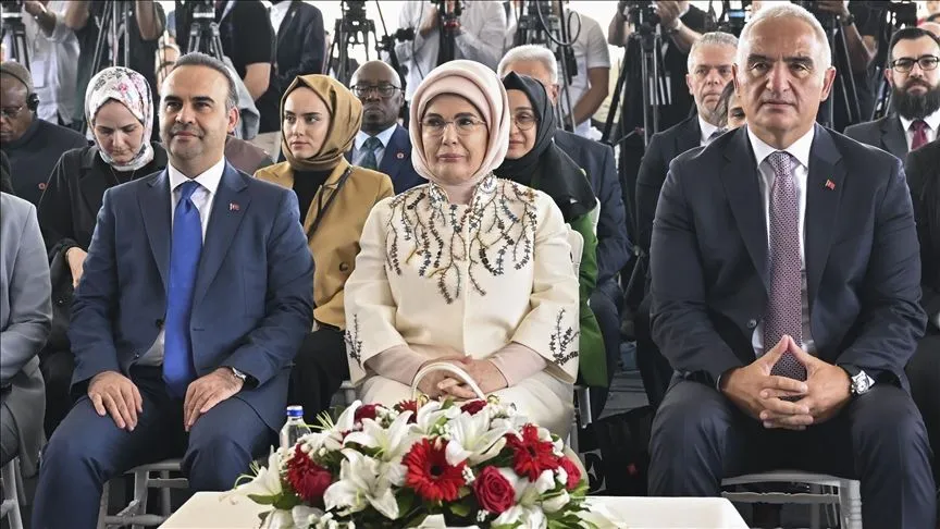 Bakanlar Ersoy ve Kacır, Nevşehir'de "Anadoludakiler Kapadokya Pazarı" açılış programına katıldı