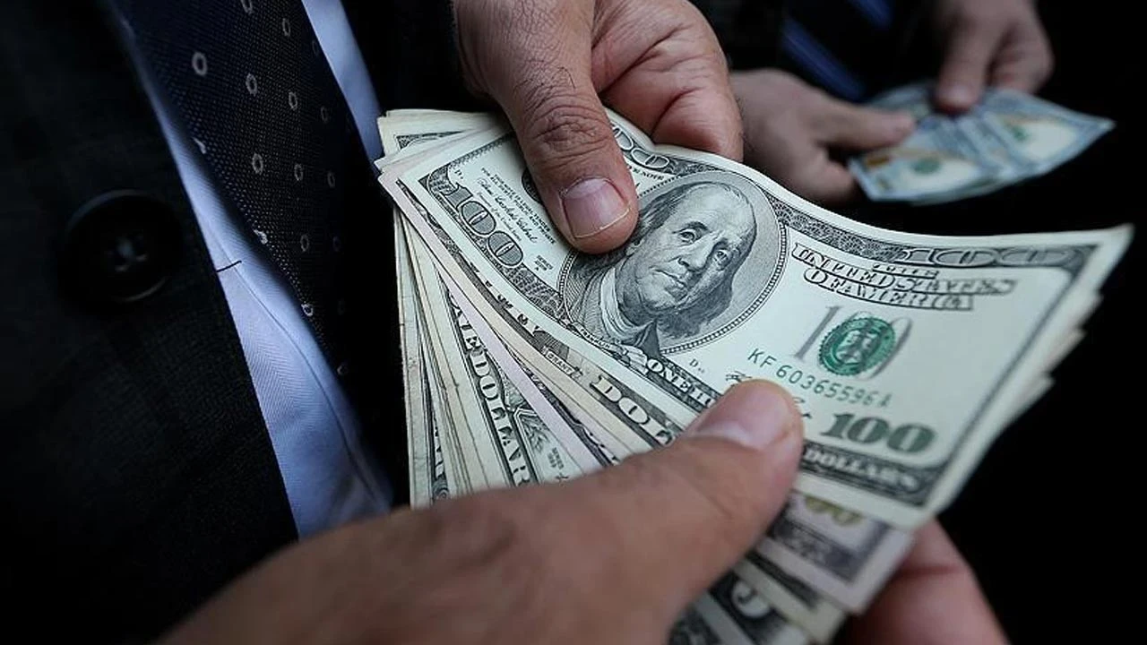 ECB'den kritik uyarı: ABD politikaları doları zayıflatıyor
