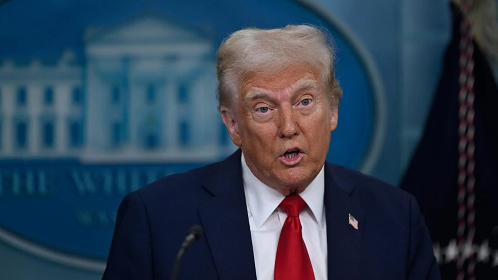 Trump’tan gümrük vergisi açıklaması: Çin panikledi