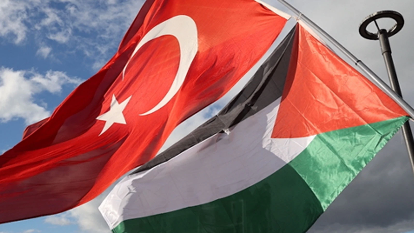 Türkiye Gazze toplantısına katılacak! MİT Başkanı Kalın Katar'a gitti