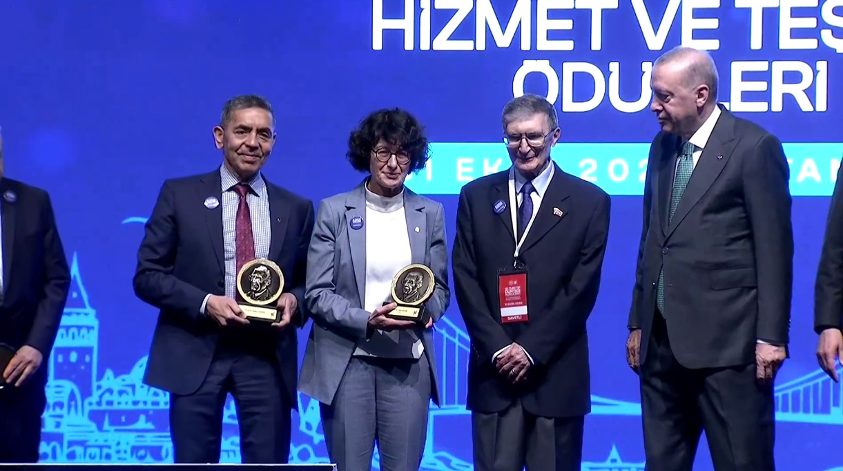 Cumhurbaşkanı Erdoğan: Tıbbi Ekipmanlarımızı Artık Biz Üretiyoruz