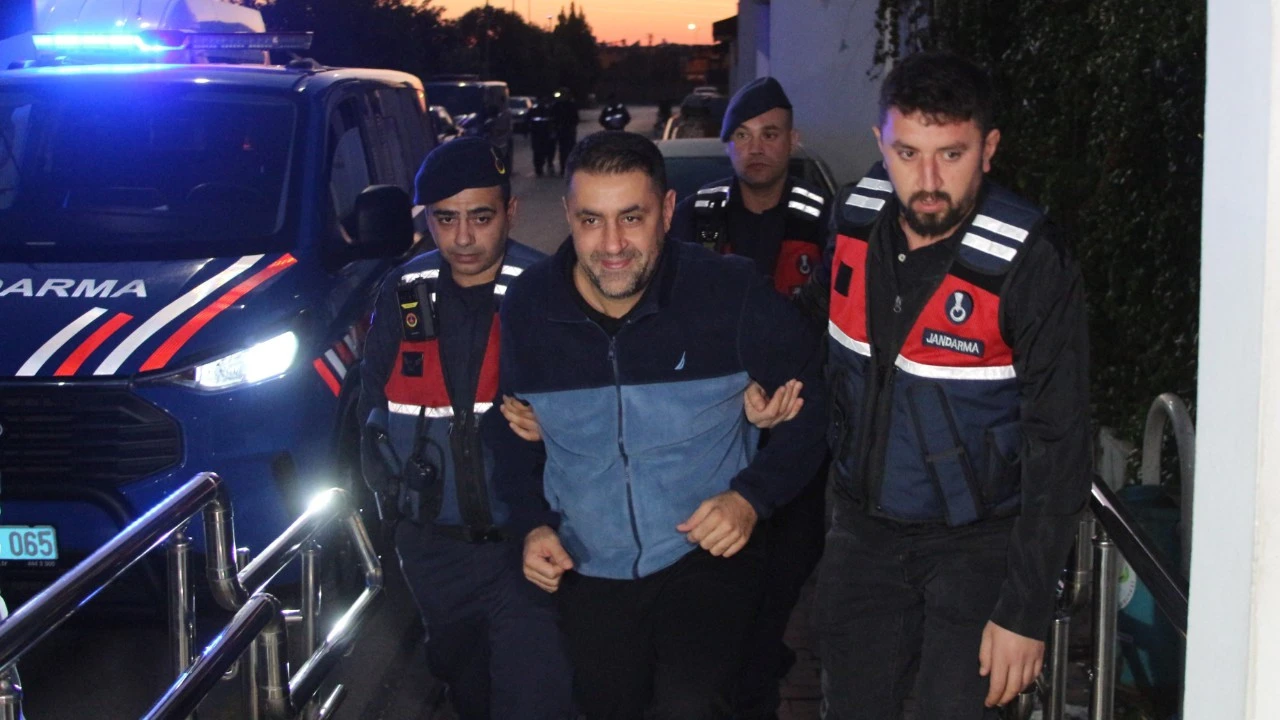 Çukurova Belediyesine Yönelik Soruşturmada 49 Kişi Adliyeye Sevk Edildi