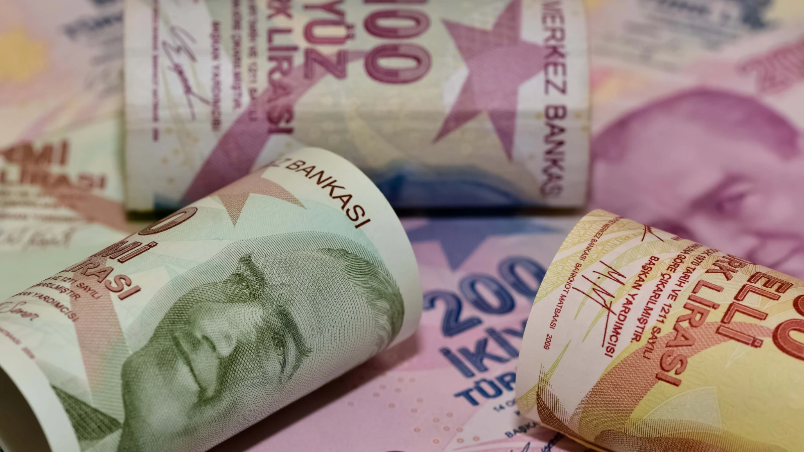 Emekli bayram ikramiyesinin yükseltilmesine yönelik düzenleme TBMM'de!