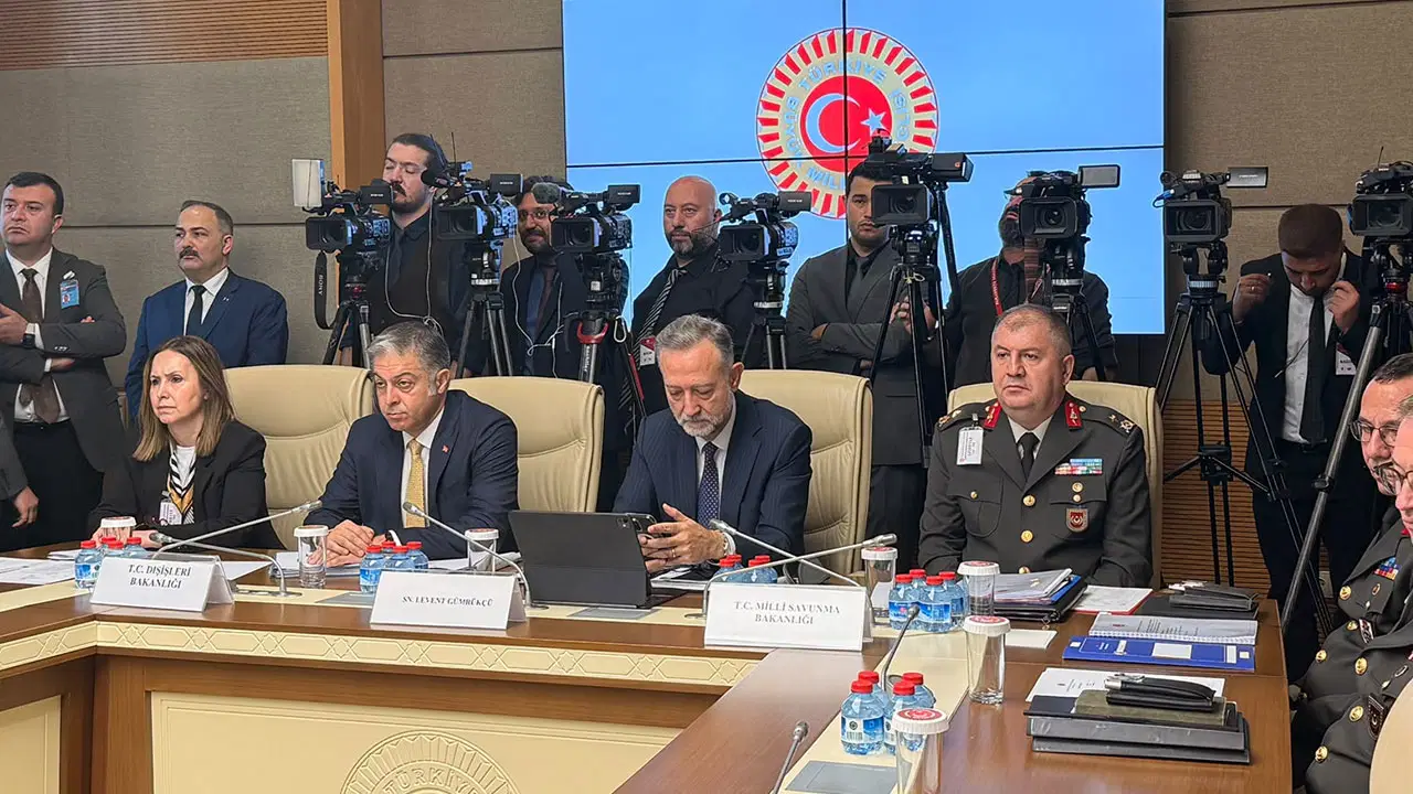 Son Dakika... Türkiye, Pakistan Ve Suudi Arabistan Arasında Ortak Savunma Anlaşması: Mekke Anlaşması Komisyondan Geçti