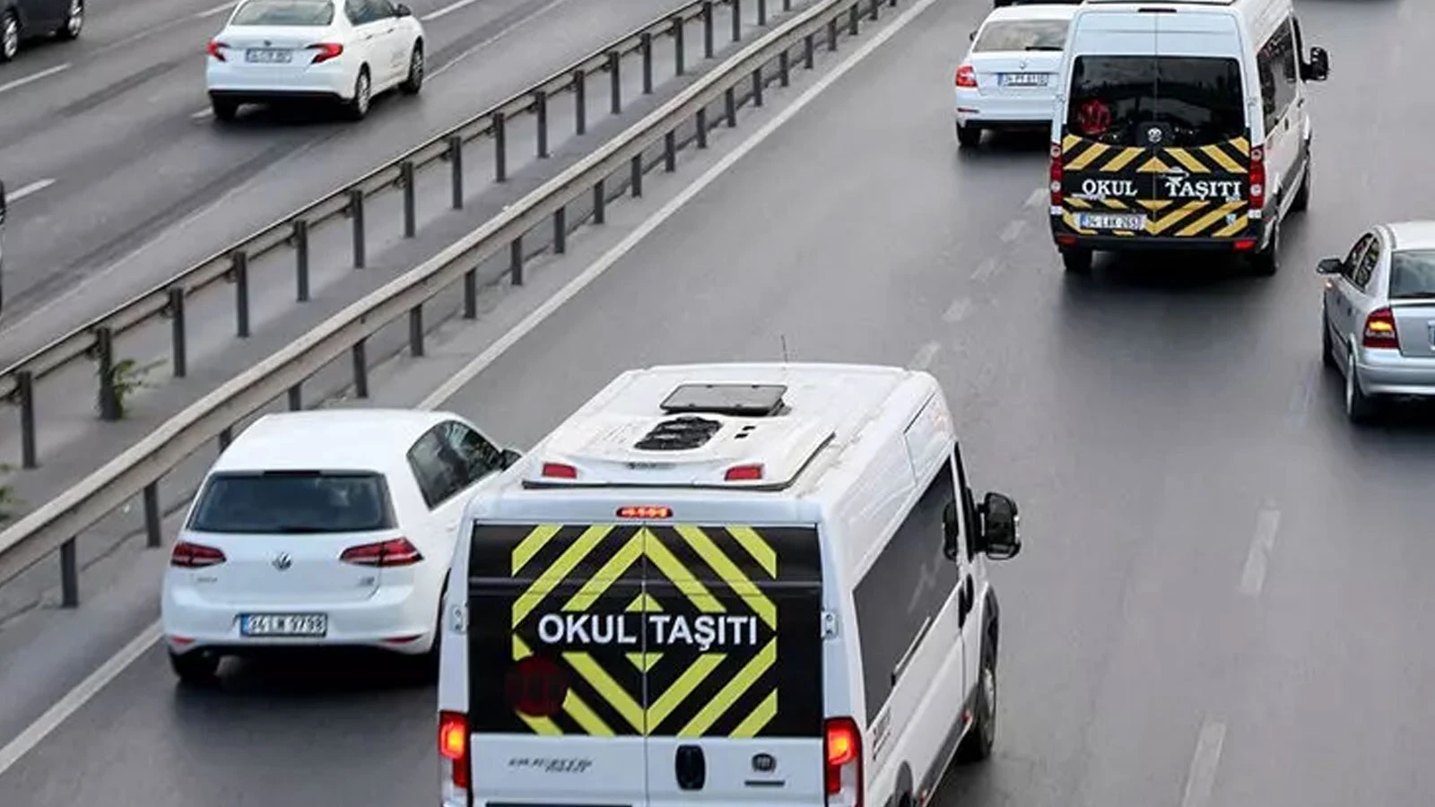 Veliler dikkat! Okul servisleriyle ilgili önemli değişiklik!