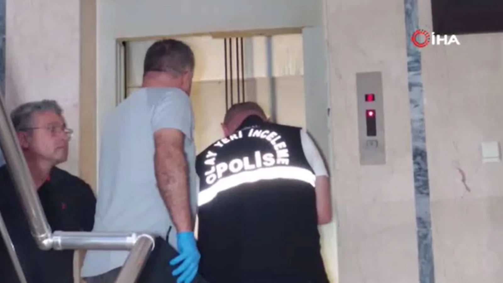 Samsun'da korkutan anlar: Asansör 4. kattan zemine düştü