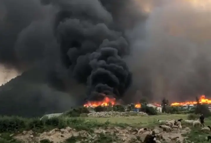 İzmir'de yangın! 17 saatte kontrol altına alındı