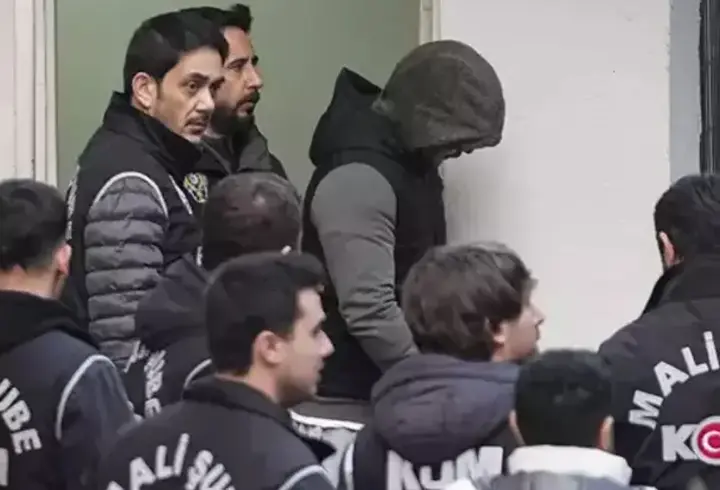 Ataşehir Belediyesi'ne operasyonda 19 şüpheli hakkında tutuklama talebi