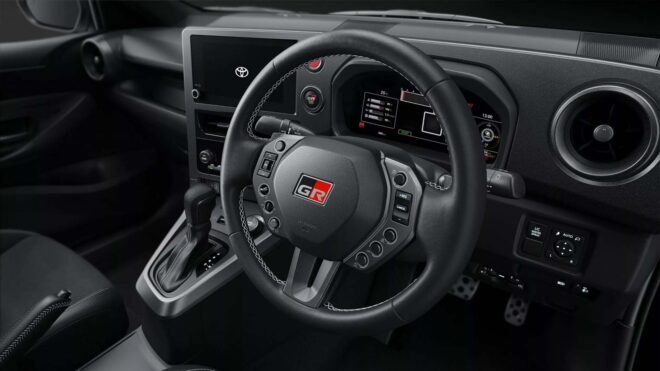 Yeni direksiyon simidiyle öne çıkan 2026 Toyota GR Yaris tanıtıldı