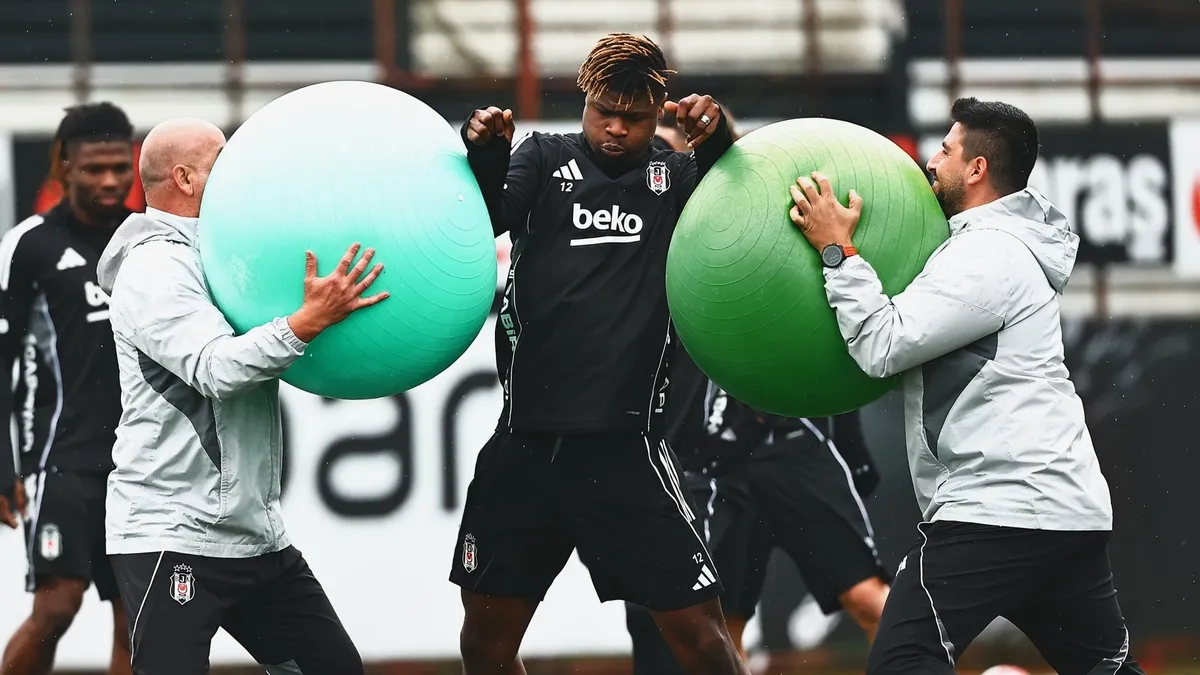 Beşiktaş'ta RAMS Başakşehir maçı hazırlıkları sürüyor!