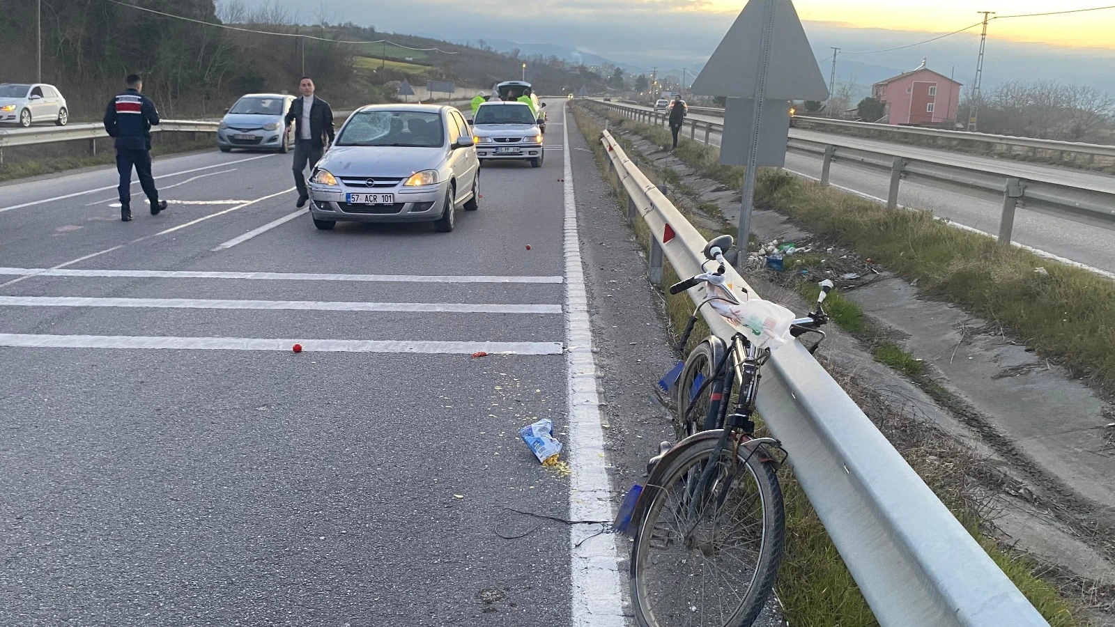 Samsun'da otomobil bisikletliye çarptı: 1 ölü