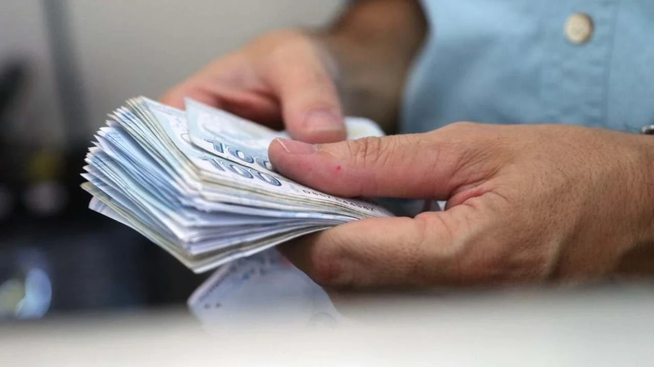 MHP, emekli ve kamu çalışanları için refah payı istedi