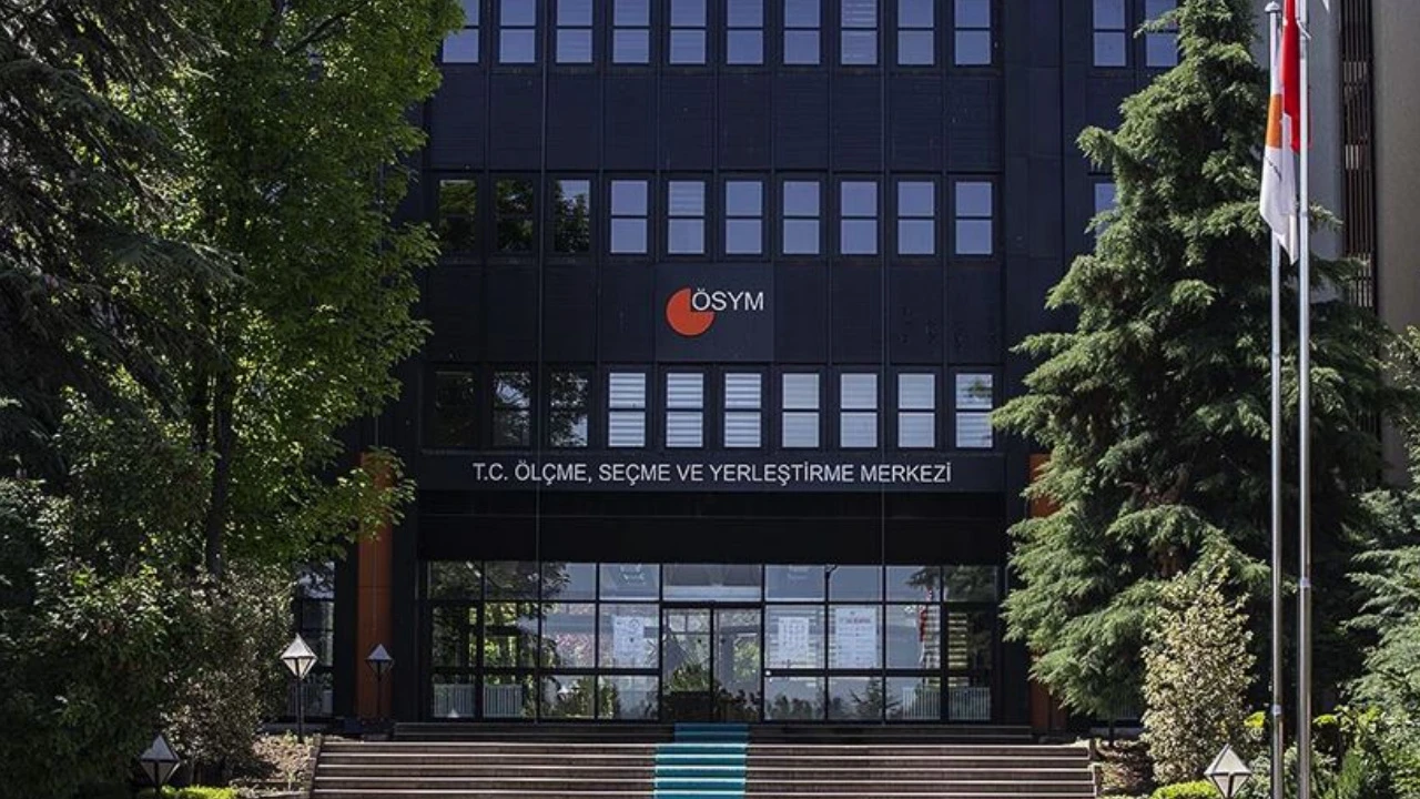 ÖSYM çöktü mü, neden çöktü? ÖSYM sitesine neden girilmiyor?