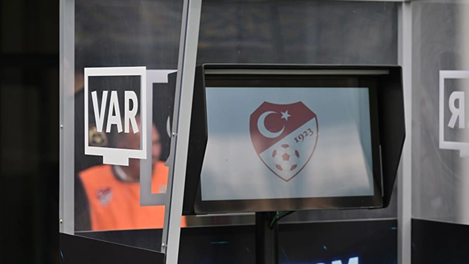 Sakaryaspor - Bandırmaspor maçının VAR hakemi belli oldu