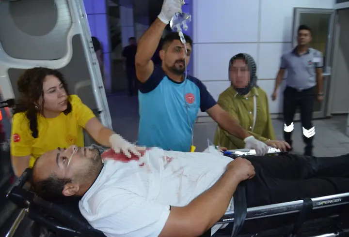 Özbekistan uyruklu çocuk ablasının sevgilisini bıçakla yaraladı