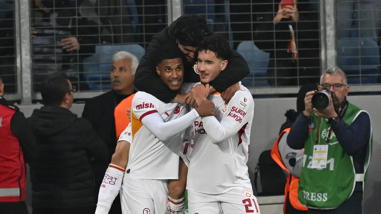 Spor Yazarları Gençlerbirliği - Galatasaray Maçını Değerlendirdi: 'Bu Futbolla Kazanmak Başarı!'